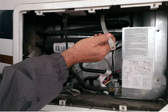 Прочистка слива (дренаж) холодильника в Талдоме